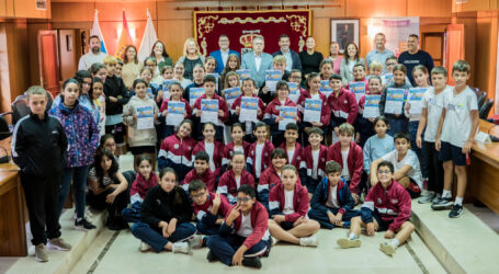 El pleno infantil de San Bartolomé de Tirajana se vuelca con propuestas en favor del cuidado y la protección de los animales