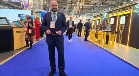 Gran Canaria se posiciona en el mercado británico y busca consolidar su liderazgo turístico en la World Travel Market de Londres