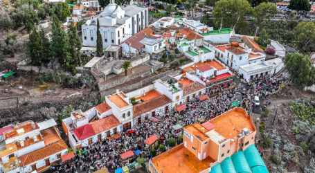 Santa Lucía celebra la Romería de Los Labradores bajo la lluvia entre parrandas, bailes, mantecados y gofio