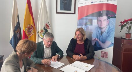 Inserta Empleo y el Ayuntamiento de San Bartolomé de Tirajana firman un convenio para fomentar el empleo de las personas con discapacidad