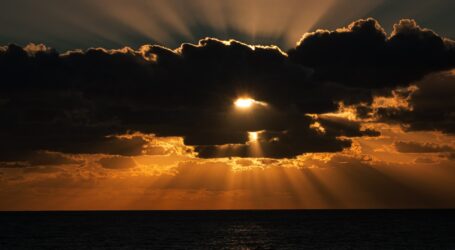 Canarias mantiene un clima estable y sin avisos mientras gran parte de la Península sufre la ola de calor