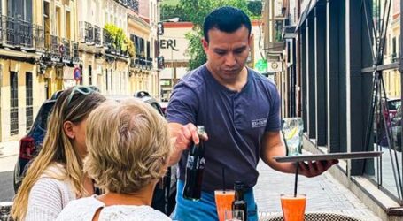 Dos de cada tres personas regularizadas en España por arraigo son latinoamericanas