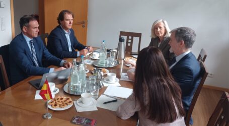 Canarias presenta en Alemania su estrategia para atraer inversión aeroespacial