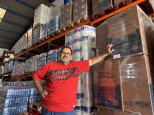 Marco Palacios, fundador de DMP, presentando el Yellow Friday como alternativa canaria al Black Friday en Gran Canaria