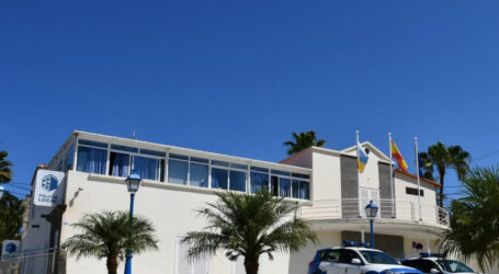 La Policía Local de Mogán detiene a dos hombres con órdenes judiciales de búsqueda y captura