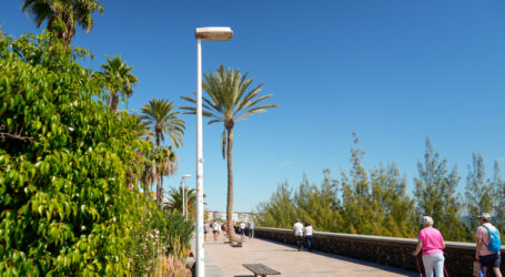 Maspalomas moderniza el Paseo Costa Canaria con 475.000 euros para reducir más del 50% del consumo energético