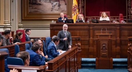 Clavijo exige a la oposición negociar el Decreto Canarias para desbloquear vivienda, salarios y conectividad en las Islas