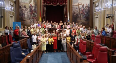 Las personas mayores llevan al Parlamento ocho propuestas para una Canarias más activa e inclusiva