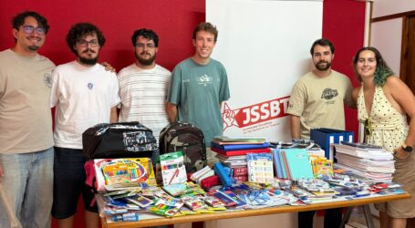 Juventudes Socialistas de San Bartolomé de Tirajana recoge material escolar para familias del municipio