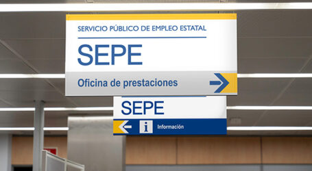 Canarias contiene el repunte del paro en agosto y registra 5.756 desempleados menos que hace un año